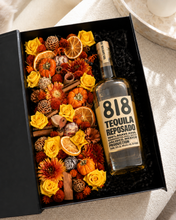 Load image into Gallery viewer, Harvest Spice Flowers & Liquor Gift Box