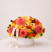 Load image into Gallery viewer, Fall Glow Flower Arrangement