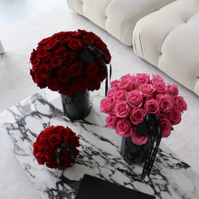 Load image into Gallery viewer, Valentine's Day Pink Rose Bouquet