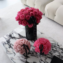 Load image into Gallery viewer, Valentine's Day Pink Rose Bouquet