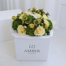 Load image into Gallery viewer, Soft Yellow Flower Bouquet