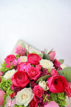 Load image into Gallery viewer, Lively Garden