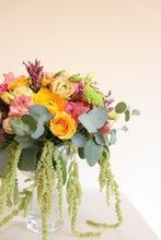 Load image into Gallery viewer, Bella Centrepiece