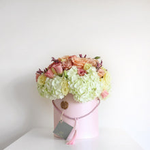 Load image into Gallery viewer, Chloe