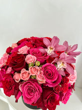 Load image into Gallery viewer, Red &amp; Pink Rose Arrangement
