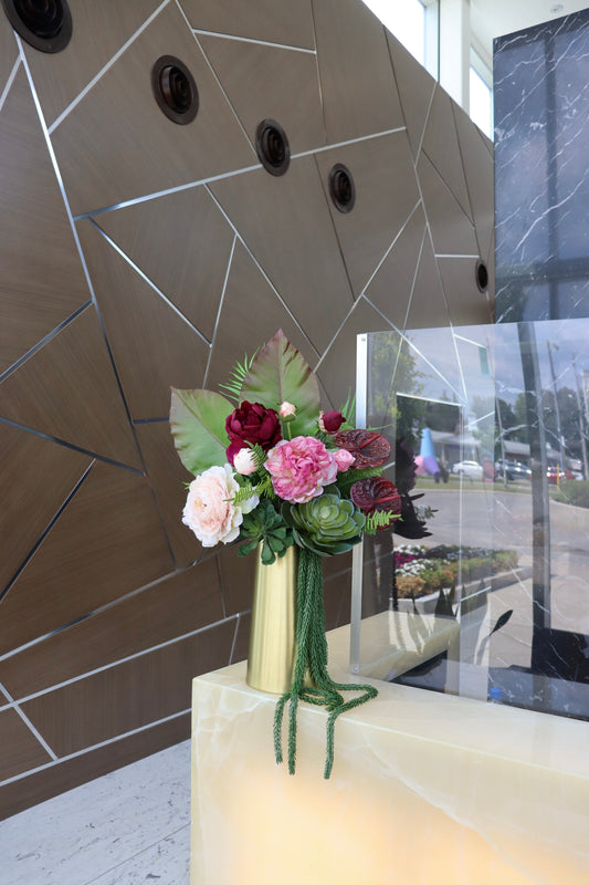 Fresh vs Faux Flowers for Corporate Spaces