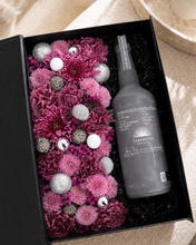 Load image into Gallery viewer, Plum Flowers &amp; Liquor Gift Box

