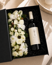 Load image into Gallery viewer, Winter White Flowers &amp; Liquor Gift Box
