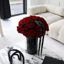 Load image into Gallery viewer, Valentine's Day Red Rose Bouquet
