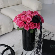 Load image into Gallery viewer, Valentine's Day Pink Rose Bouquet
