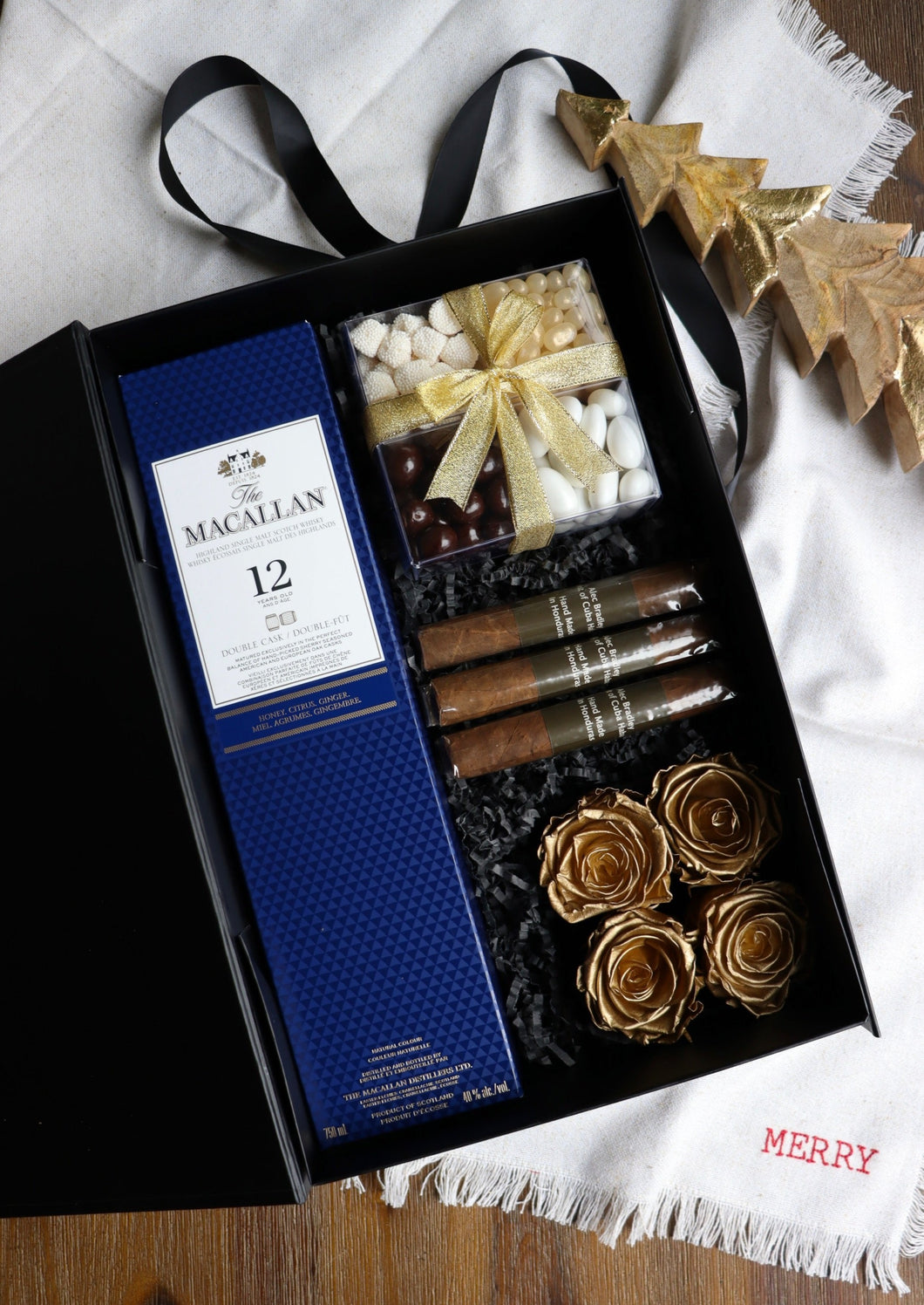 Whiskey Gift Box (Preserved Roses)