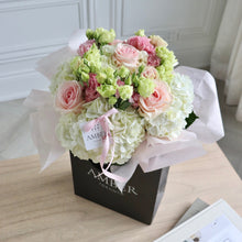 Load image into Gallery viewer, Blush Bouquet

