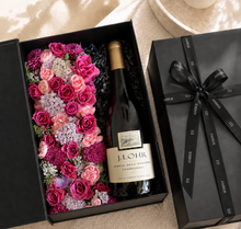 Load image into Gallery viewer, Berry Blush Flowers &amp; Liquor Gift Box
