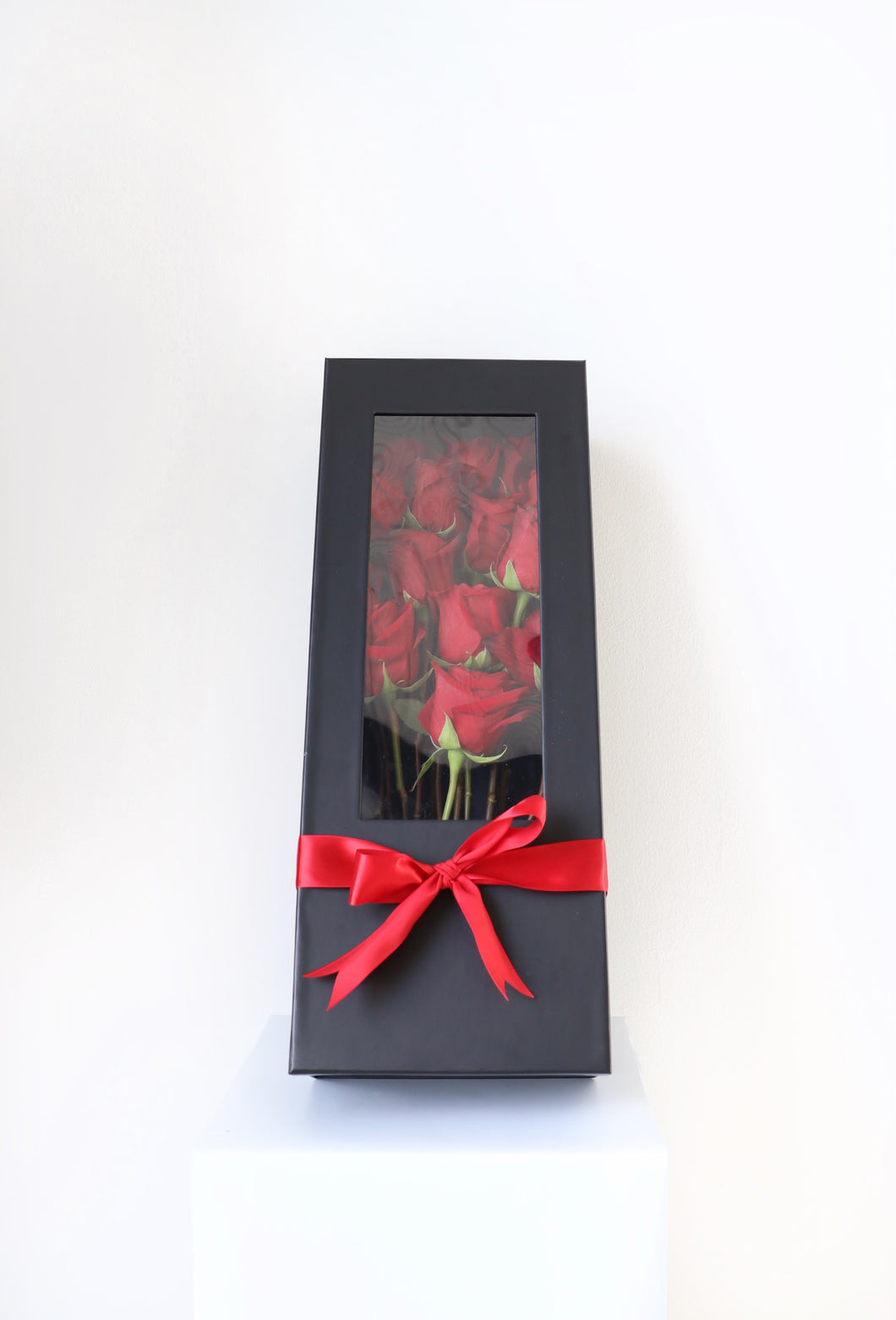 Luxury Dozen Rose Box